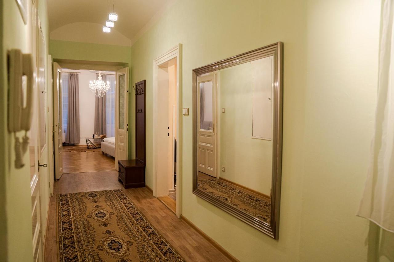 Helen Homestay Vaclavske Namesti Praha Eksteriør bilde