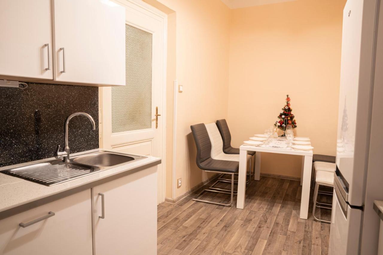 Helen Homestay Vaclavske Namesti Praha Eksteriør bilde
