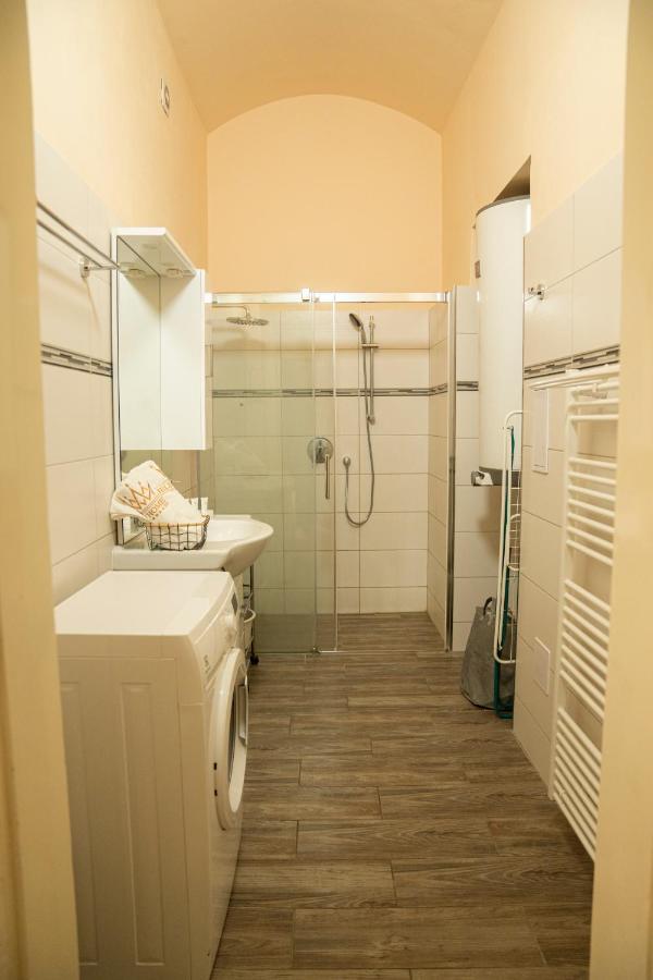 Helen Homestay Vaclavske Namesti Praha Eksteriør bilde